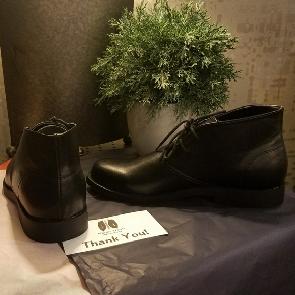 NWT Men's "Chukka" Shoes - Picture 6 of 6